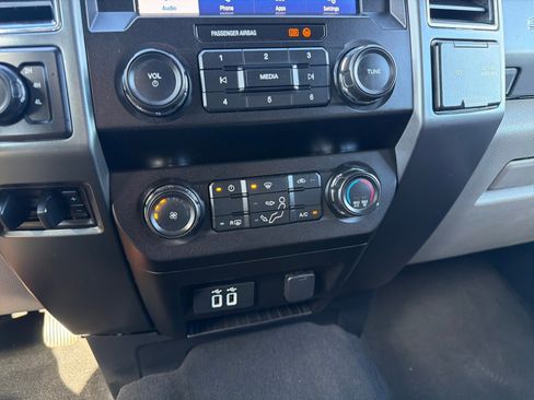 Used 2021 Ford F250 XLT image 20