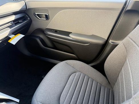 New 2025 Kia K4 EX image 16