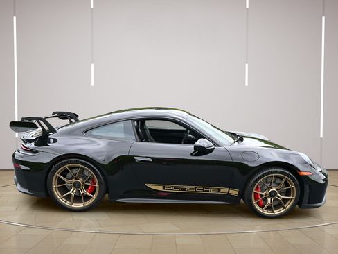Certified 2026 Porsche 911 GT3 RWD image 11