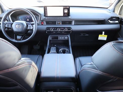 Certified 2026 Honda Passport TrailSport Elite image 13