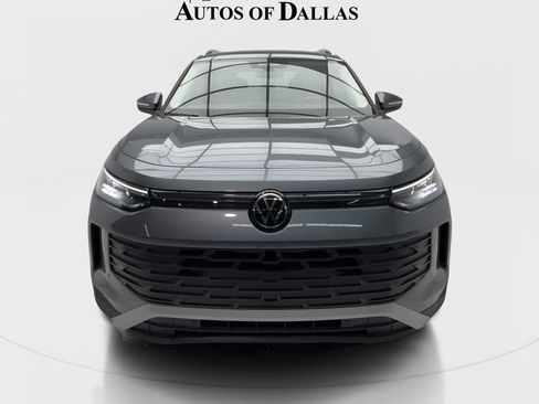Used 2025 Volkswagen Tiguan S FWD image 3