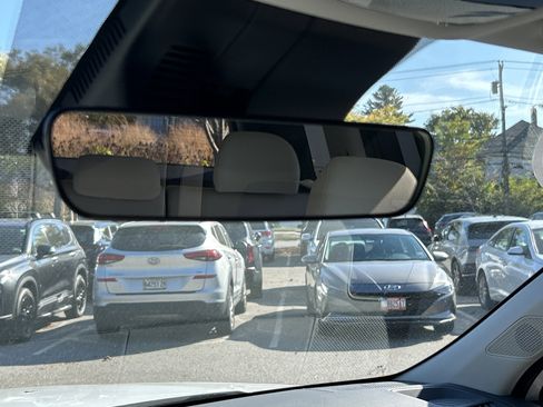 New 2026 Hyundai Santa Fe SE image 27