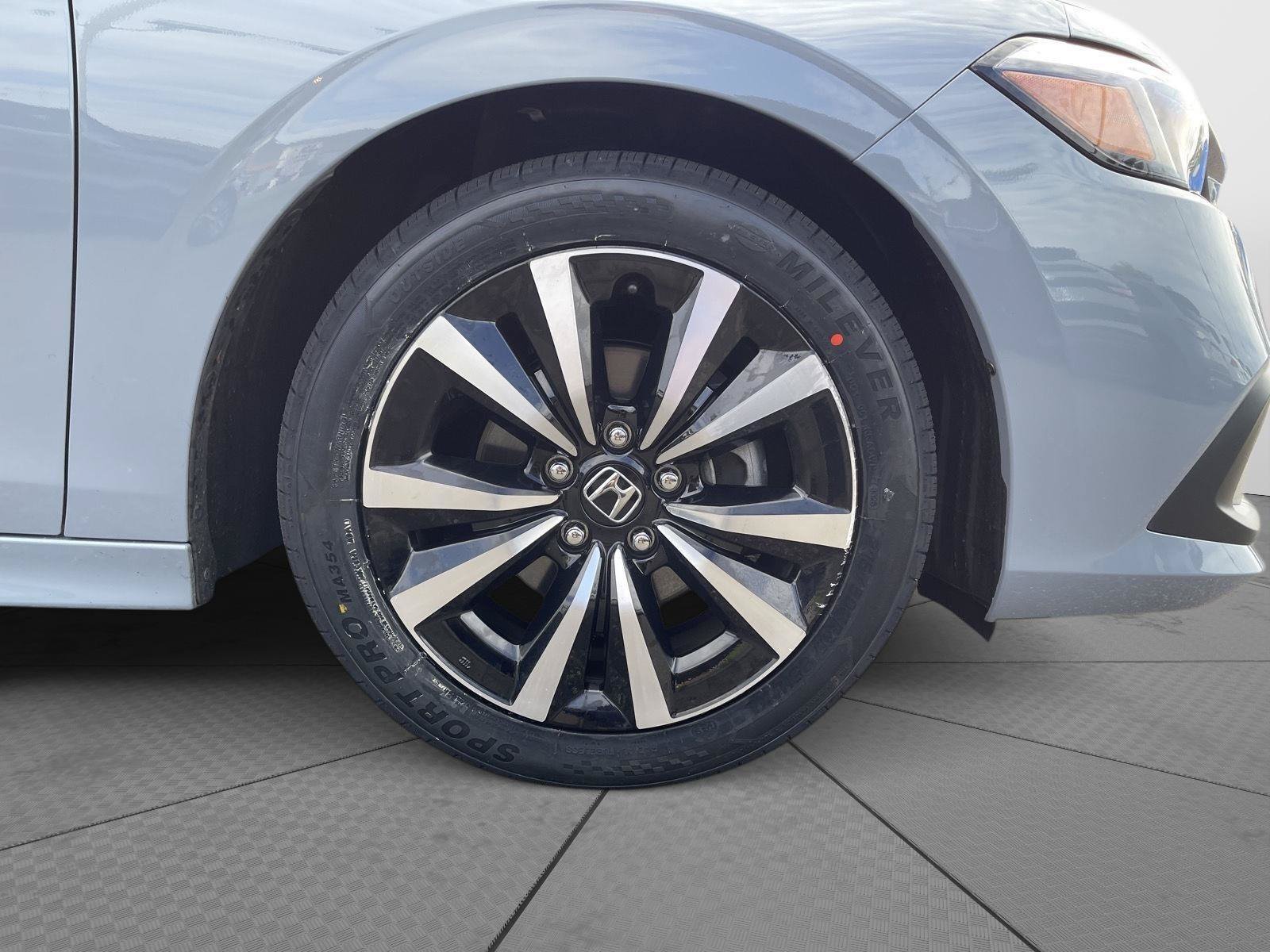 Used 2024 Honda Civic EX image 22