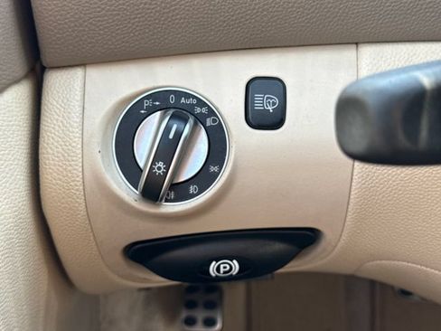Used 2005 Mercedes-Benz SL 500 image 31