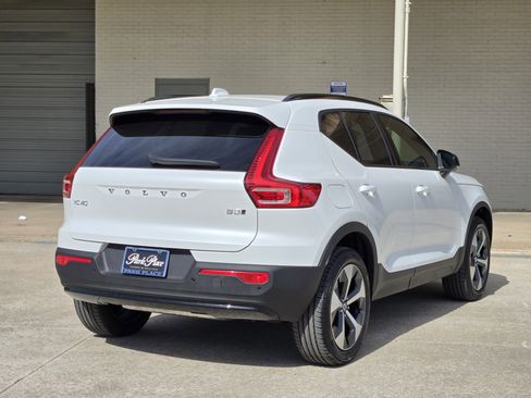 New 2026 Volvo XC40 B5 Plus w/ Protection Package Premier image 9