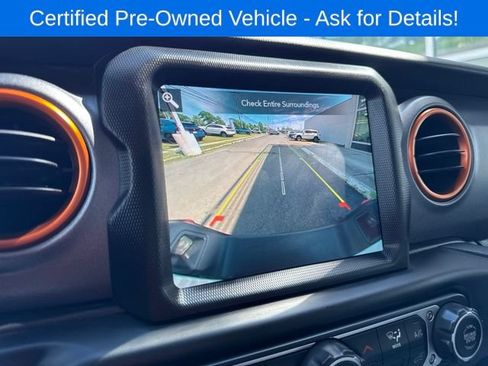 Used 2021 Jeep Gladiator Mojave AWD/4WD image 14