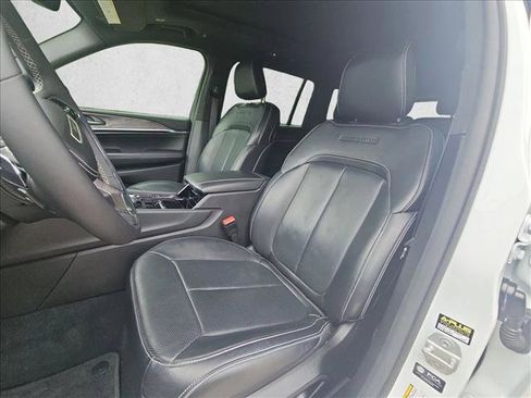 Used 2023 Jeep Grand Cherokee L Overland AWD/4WD image 16