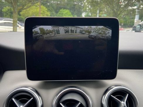 Used 2020 Mercedes-Benz GLA 250 4MATIC image 21