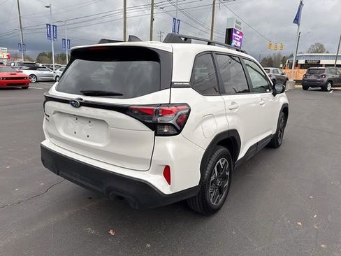 Certified 2025 Subaru Forester Premium image 4