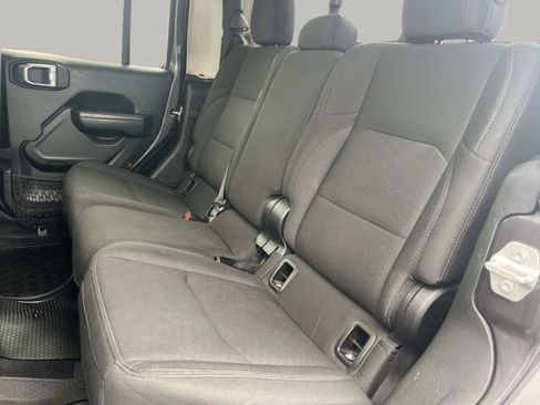 Used 2022 Jeep Gladiator Sport AWD/4WD image 25
