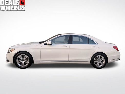 Used 2019 Mercedes-Benz S 450 Sedan image 2