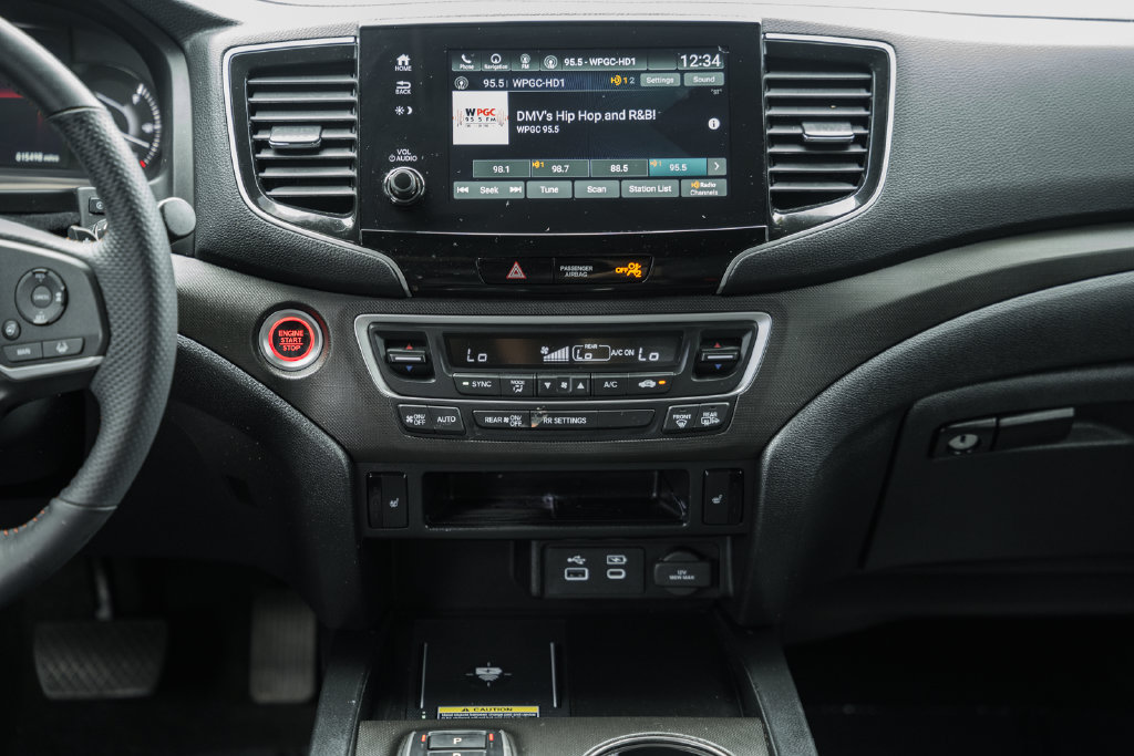 Certified 2025 Honda Passport TrailSport image 23