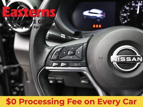 Used 2023 Nissan Kicks SV FWD image 15
