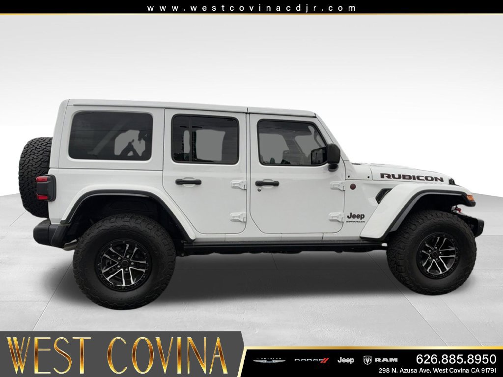 Used 2024 Jeep Wrangler Unlimited Rubicon AWD/4WD image 12