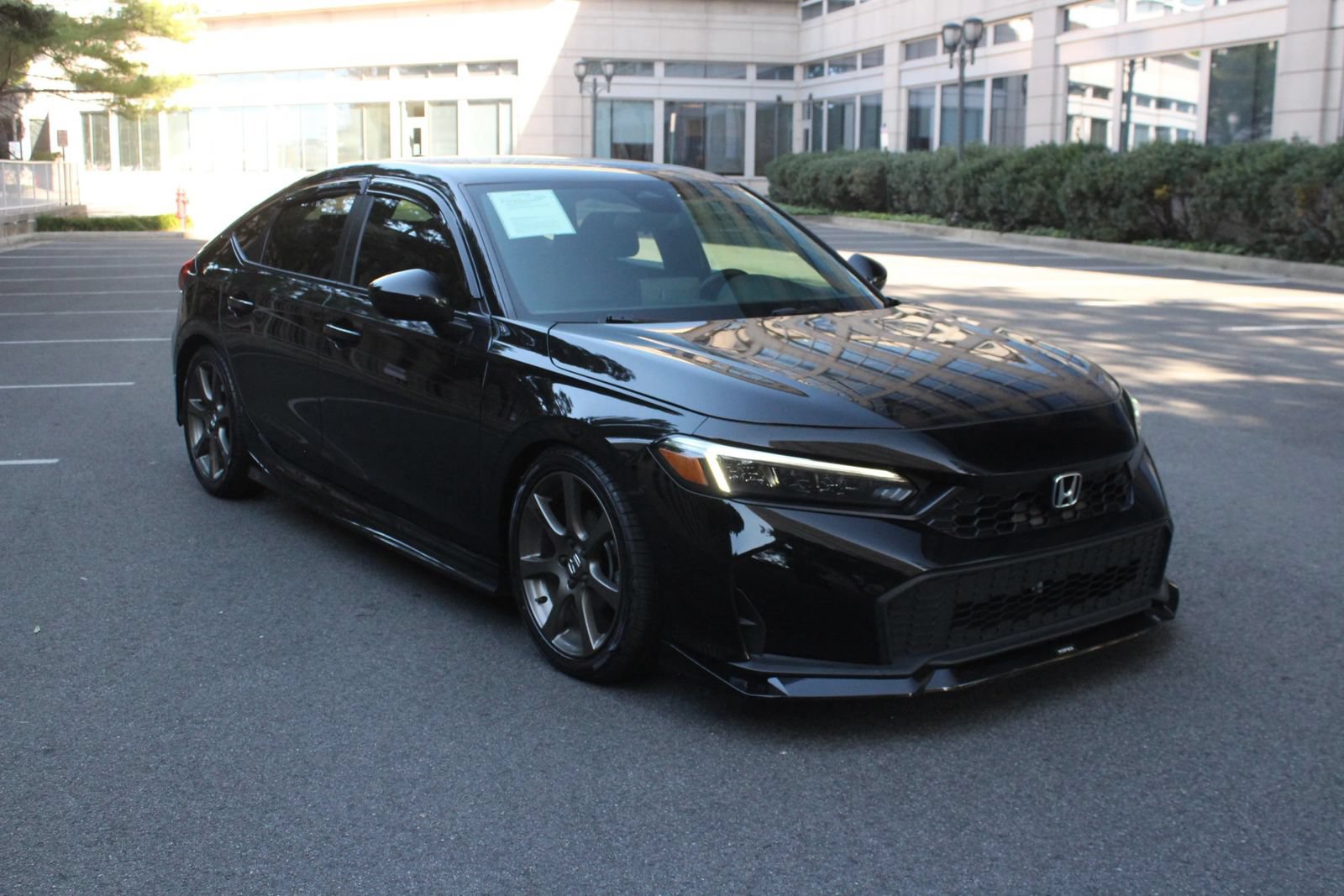 Used 2025 Honda Civic Sport image 1