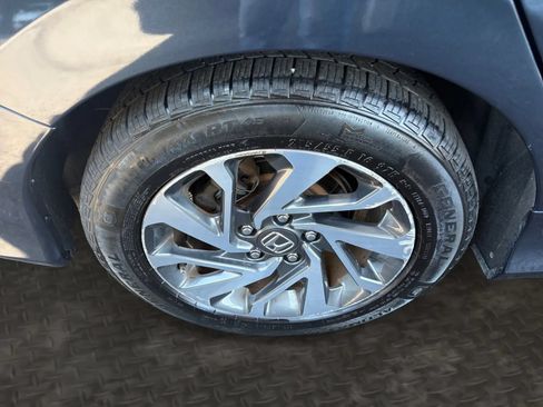 Used 2017 Honda Civic EX image 39