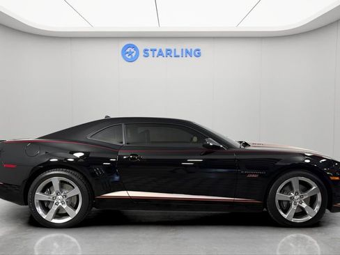 Used 2010 Chevrolet Camaro SS w/ RS Package RWD image 11