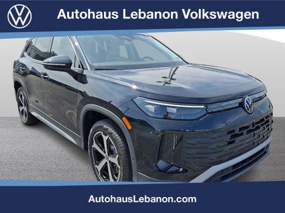 New 2025 Volkswagen Tiguan SE