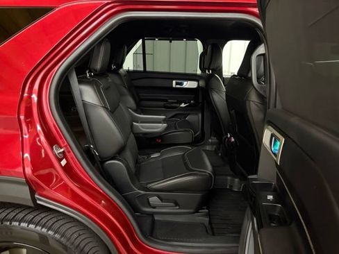 Used 2022 Ford Explorer ST w/ Equipment Group 401A AWD/4WD image 22