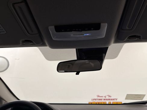 New 2025 Nissan Versa SV w/ Trunk Package image 21