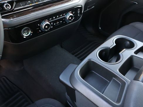 Used 2023 GMC Sierra 1500 Elevation image 25