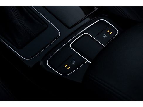 Used 2015 Kia Cadenza Premium image 26