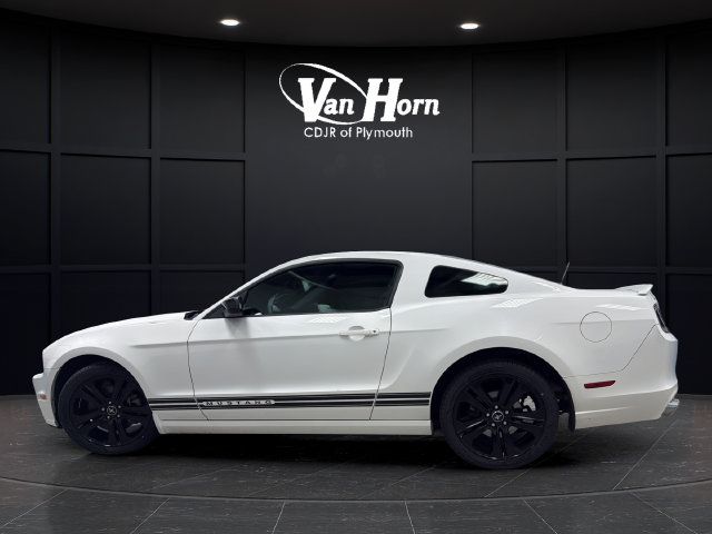 Used 2013 Ford Mustang Coupe w/ V6 Performance Pkg RWD image 4