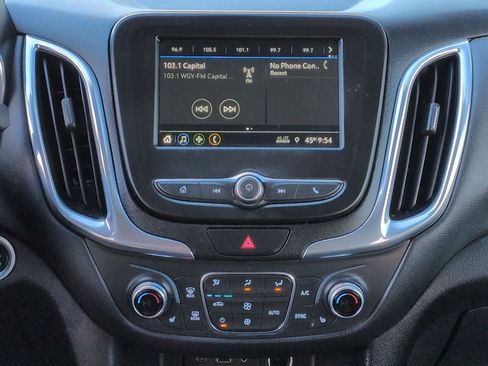 Used 2019 Chevrolet Equinox LT image 28