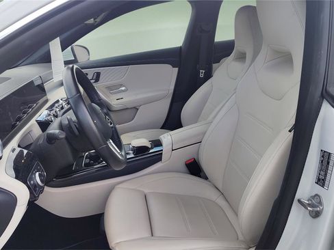 Used 2020 Mercedes-Benz CLA 250 image 12