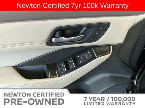 Used 2023 Nissan Rogue SL w/ SL Premium Package FWD image 37