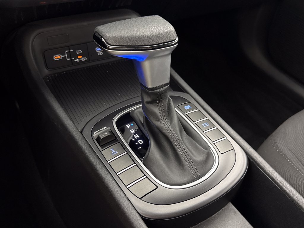 Certified 2024 Hyundai Kona SE AWD/4WD image 22