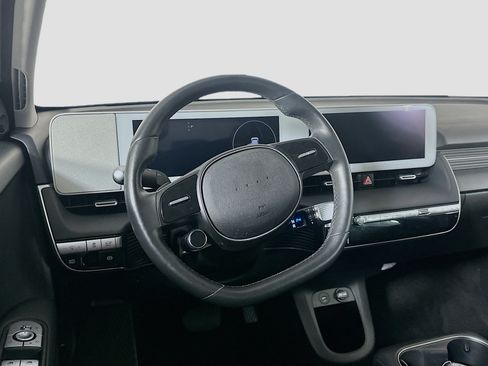 Used 2024 Hyundai Ioniq 5 SEL RWD image 18