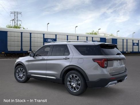 New 2026 Ford Explorer Platinum RWD image 4