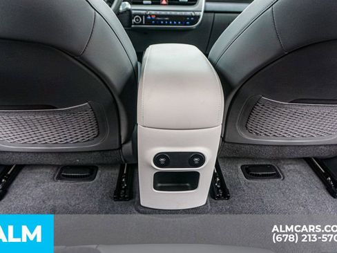 Used 2025 Hyundai Ioniq 5 SEL image 30