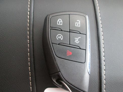 New 2025 GMC Acadia Elevation image 33