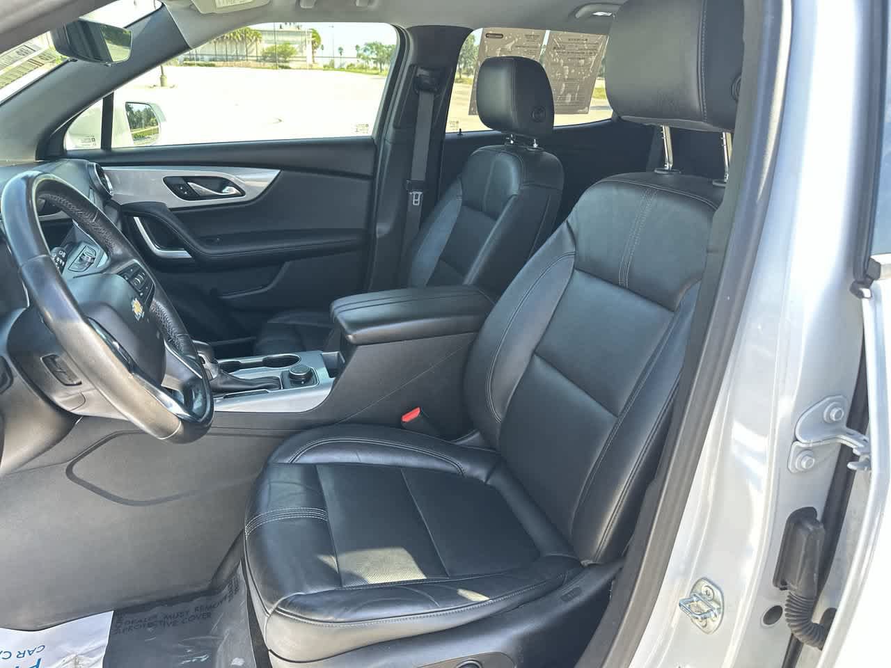 Used 2020 Chevrolet Blazer LT w/ Sound & Technology Package FWD image 14