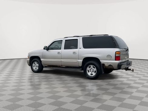 Used 2005 Chevrolet Suburban LT w/ Preferred Equipment Group image 6