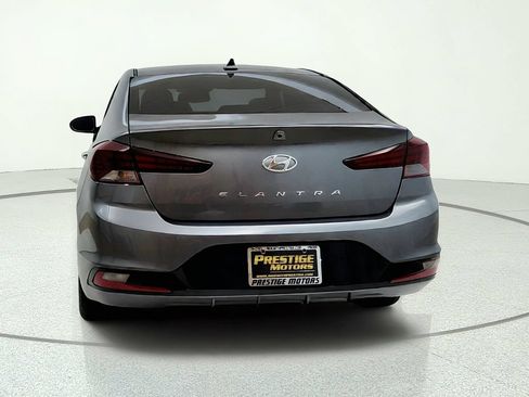 Used 2019 Hyundai Elantra Value Edition FWD image 5