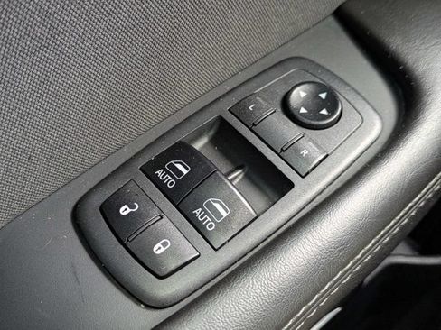Used 2018 Dodge Challenger SXT RWD image 25