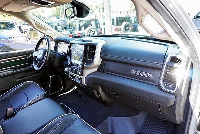 Used 2021 RAM 3500 Laramie AWD/4WD image 19