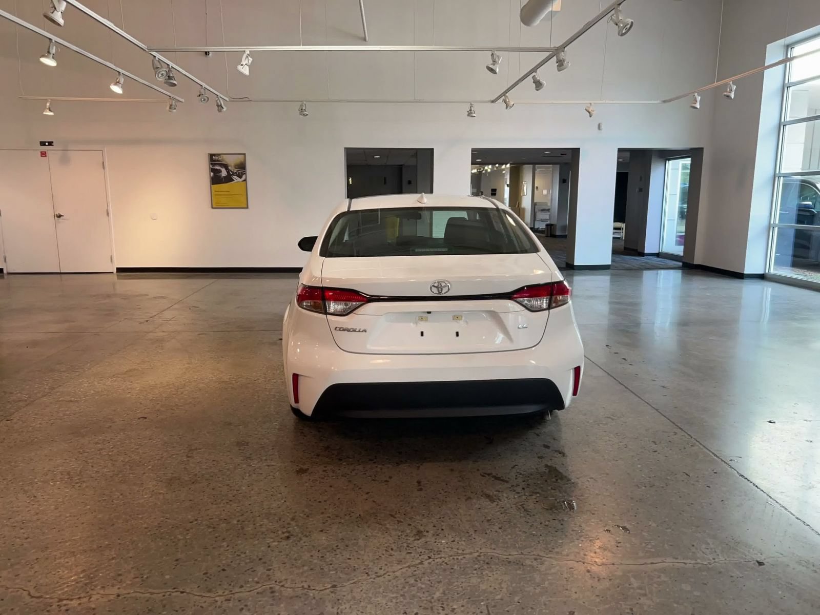 Used 2025 Toyota Corolla LE FWD image 12