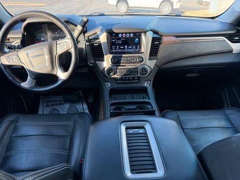 Used 2020 GMC Yukon Denali image 14
