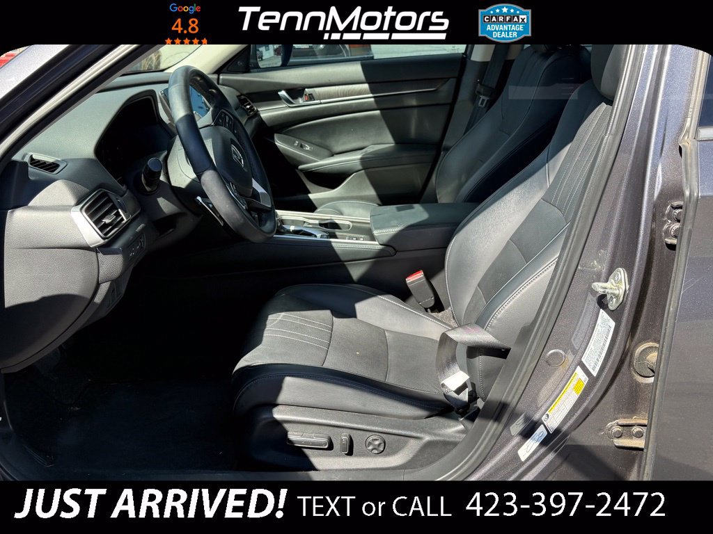 Used 2018 Honda Accord Touring image 10