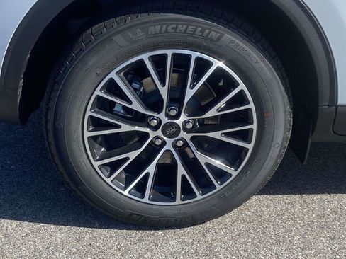 New 2026 Ford Escape SE image 7