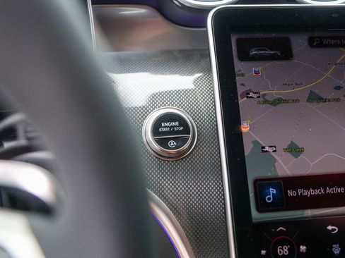 Used 2025 Mercedes-Benz GLC 43 AMG 4MATIC image 22