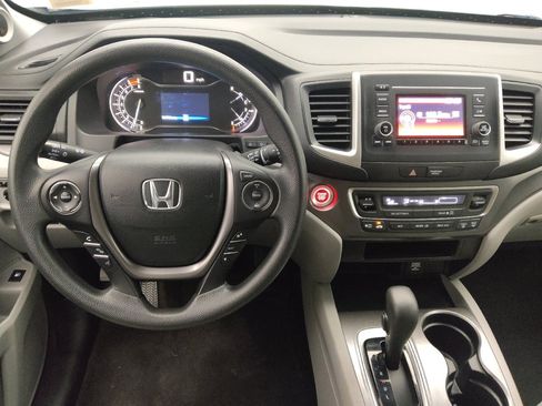 Used 2017 Honda Pilot LX image 22