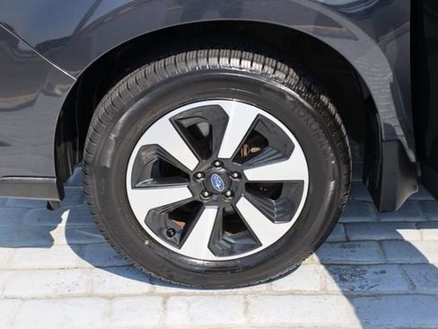 Used 2018 Subaru Forester 2.5i w/ Alloy Wheel Package AWD/4WD image 38