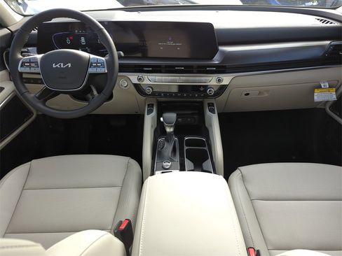 New 2025 Kia Telluride S image 15
