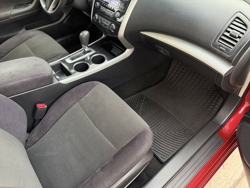 Used 2013 Nissan Altima 2.5 S image 12