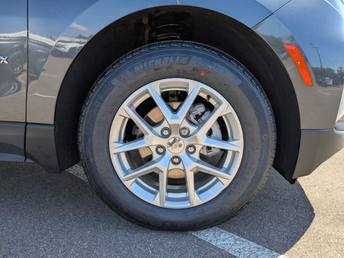 Used 2023 Chevrolet Equinox LT image 10